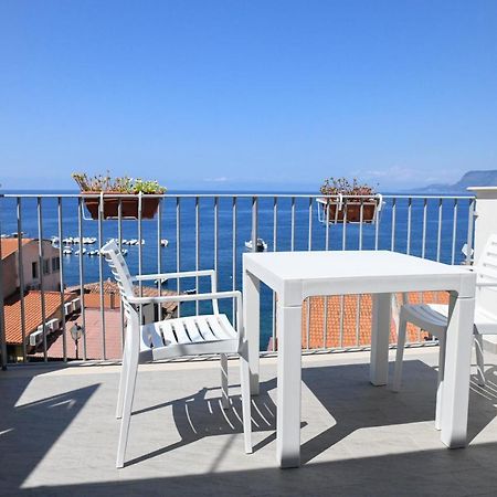 Signora Tita B&B Chianalea - Scilla Exteriör bild