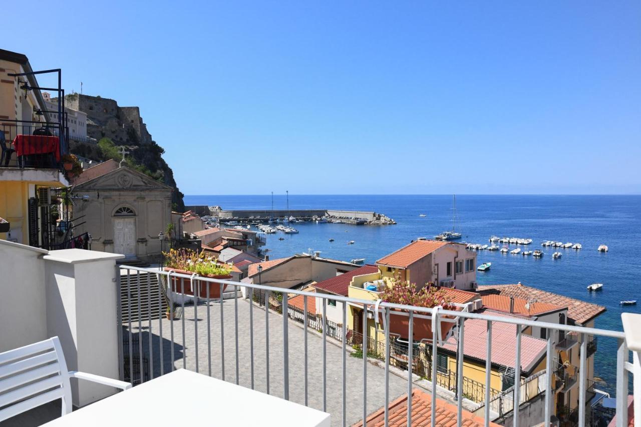 Signora Tita B&B Chianalea - Scilla Exteriör bild